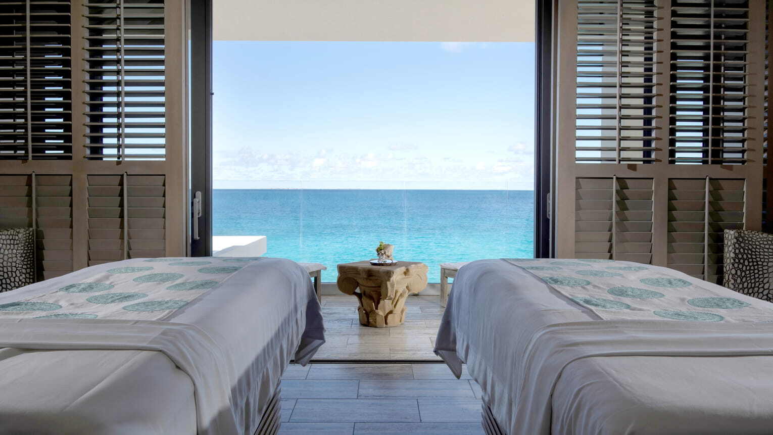 Four seasons resort anguilla Spa mit Meerblick