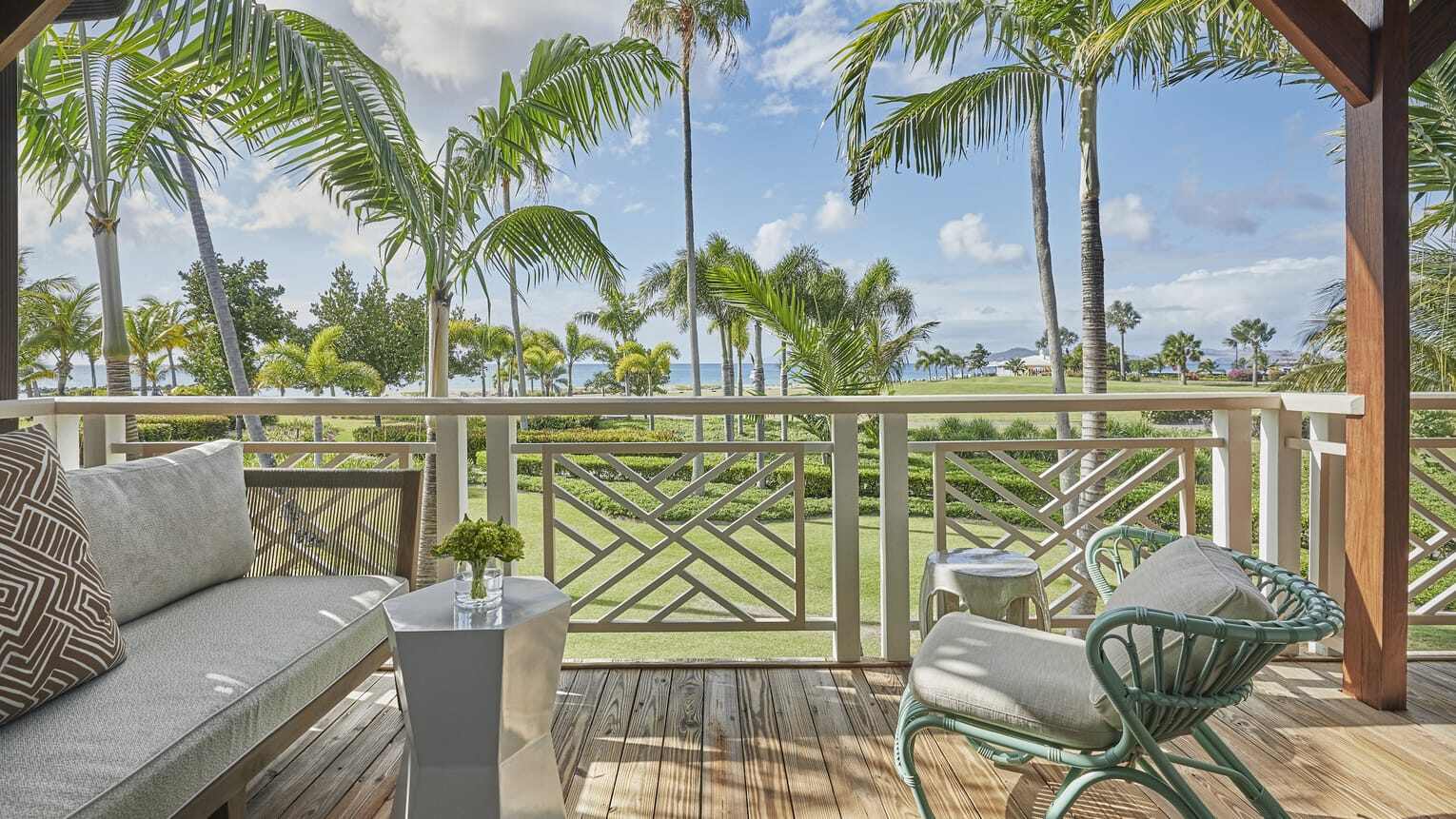 Four Seasons Resort Nevis Alexander Suite Sitzbereich auf der Terrasse