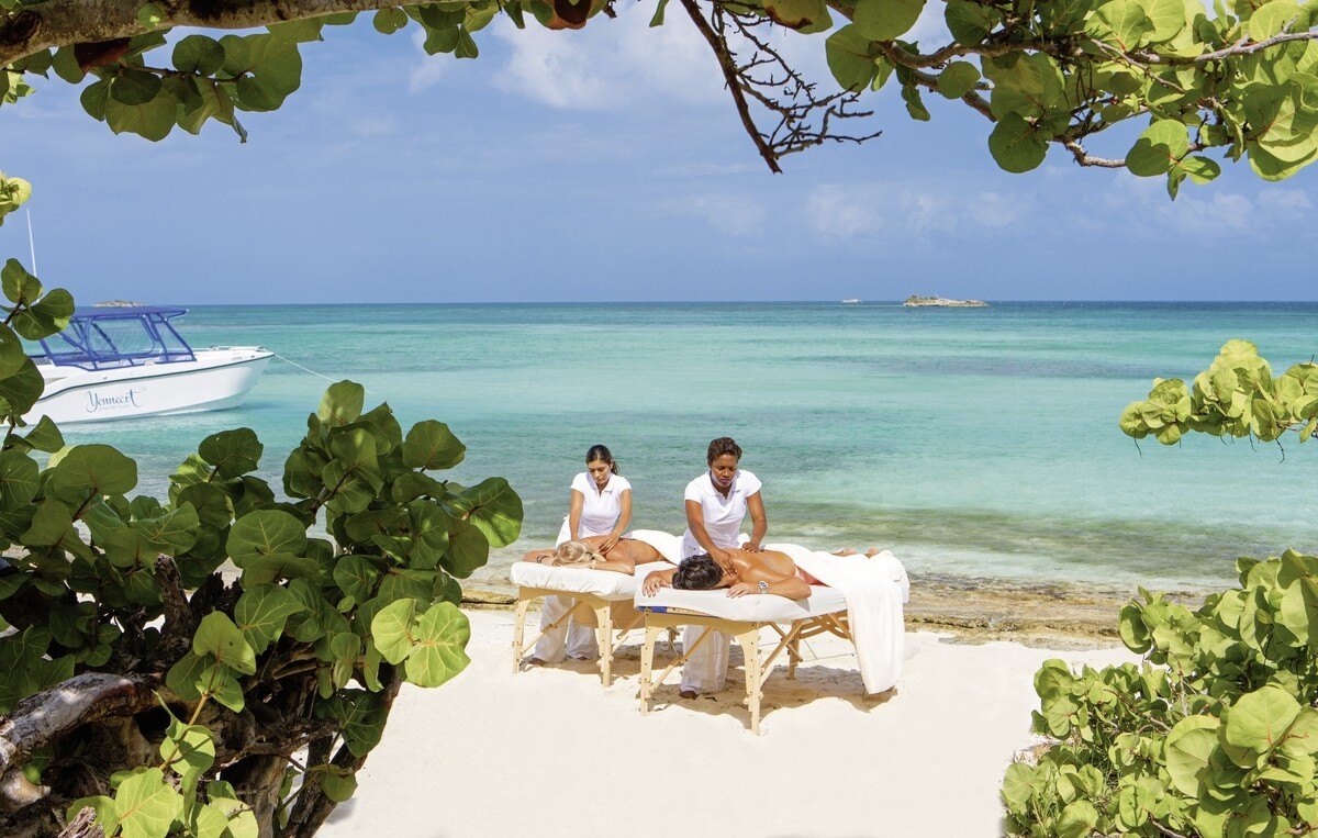 Jumby Bay Island Massage am Strand