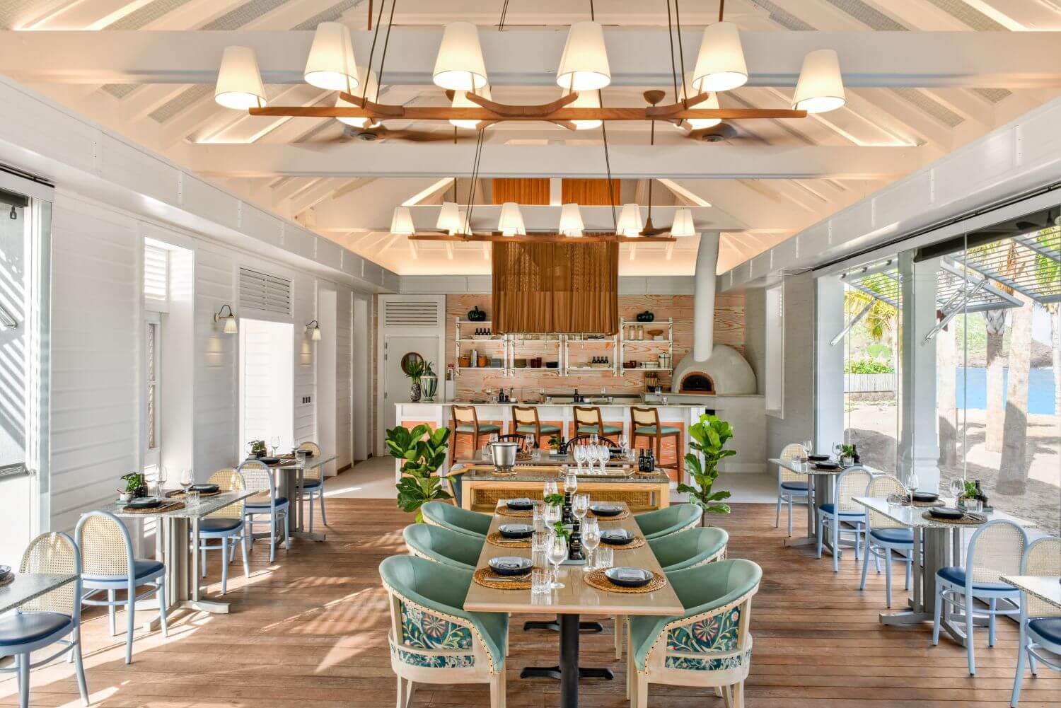 rosewood le guanahani dining beachouse