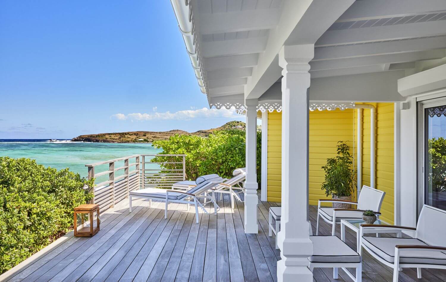 rosewood le guanahani ocean cove junior suite exterior terrace