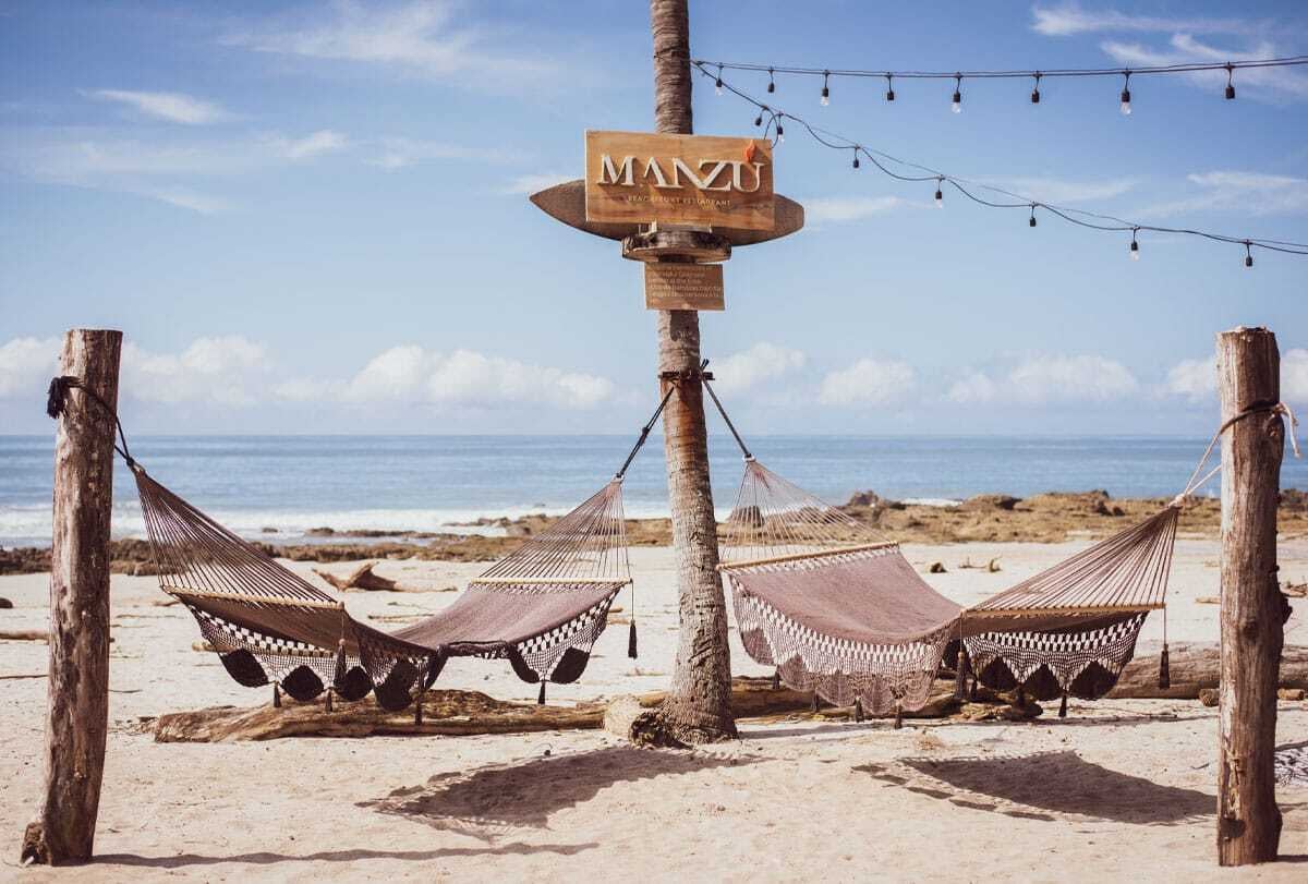 nantipa-costa-rica-familienluxusreise-thefamilyproject-haengematten-strand