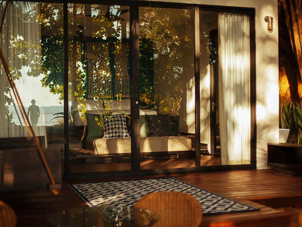 isla-palenque-panama-familienluxusreisen-thefamilyproject-goldenhour