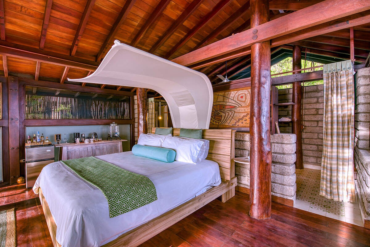 Morgans Rock Nicaragua Ocean View Bungalow Schlafbereich