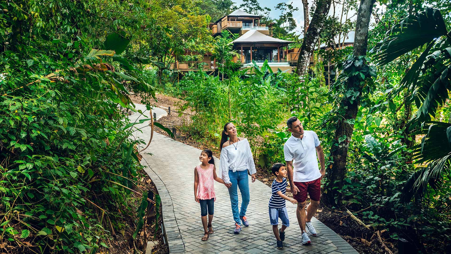 nayara-tented-camp-costa-rica-familienluxusreise-thefamilyproject-familie-erkundung