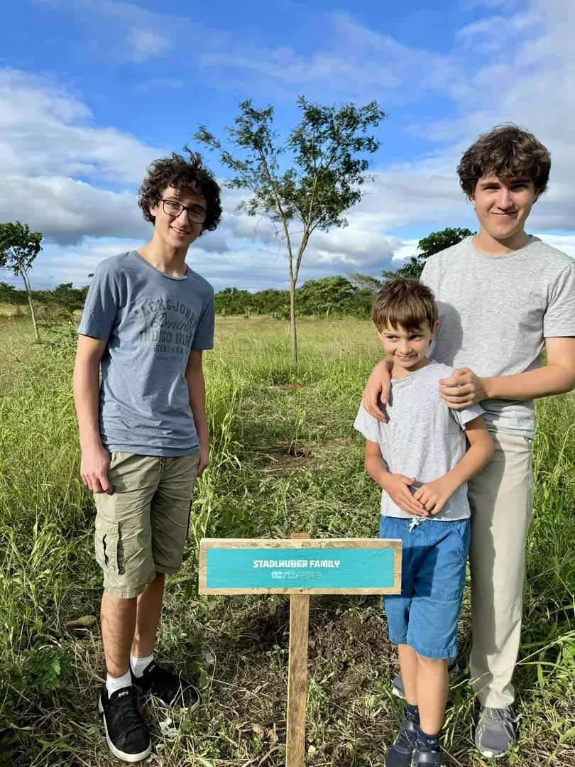 nekupe nicaragua nandaime mittelamerika club house the family project baum gepflanzt