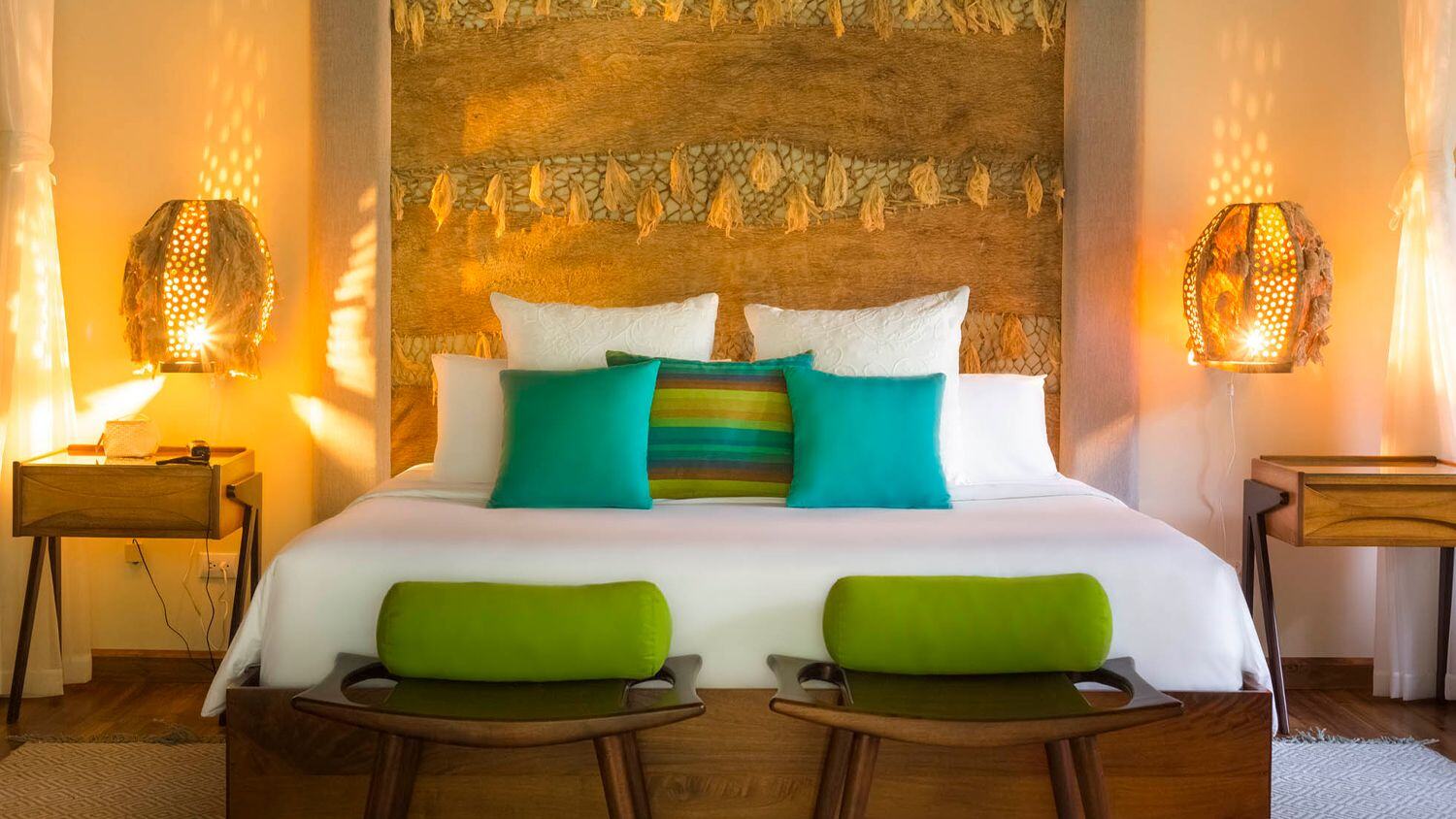 pacuare jungle lodge queen bed suite
