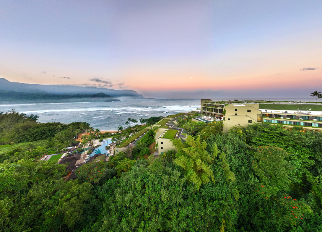 1-hotel-hanalei-bay-kauai-hawaii-familienluxusreisen-thefamilyproject-aussenansicht