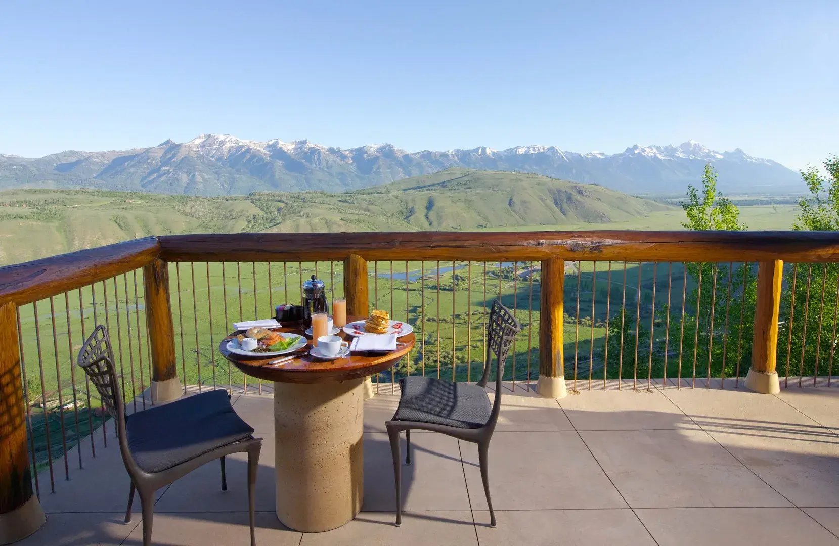 amangani wyoming usa terrasse familienluxus the family project luxus familie kinder reisen