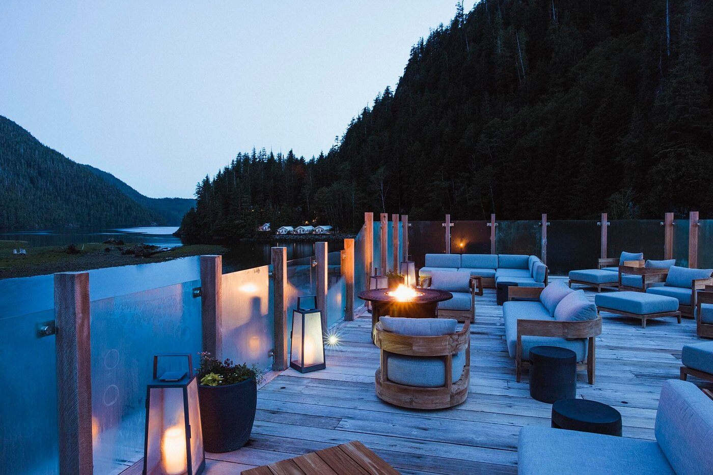 Clayoquot wilderness resort the-ivanhoes rooftop