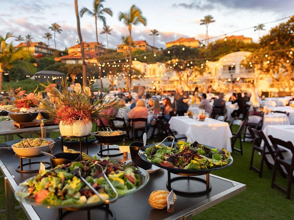 fairmont-kea-lani-maui-hawaii-hotel-familienluxusreisen-thefamilyproject-buffet