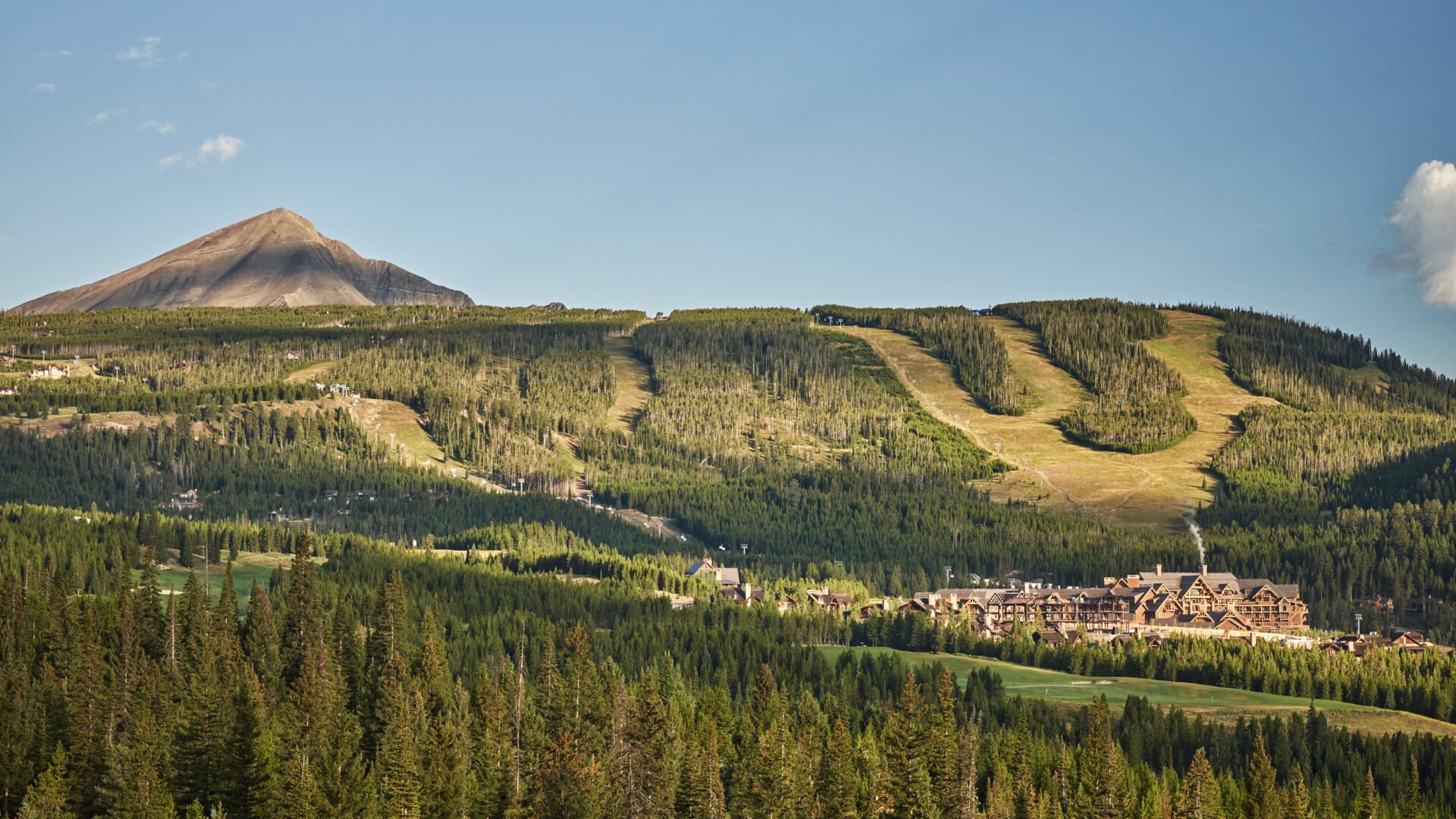 montage-big-sky-montana-hotel-familienluxusreisen-thefamilyproject-summer