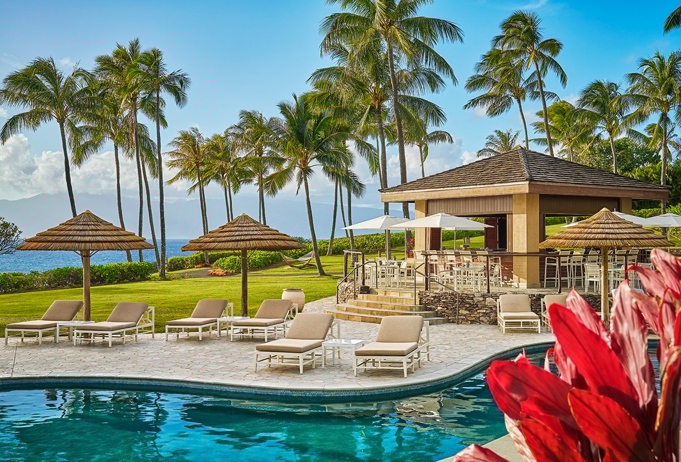 montage-kapalua-bay-hawaii-maui-familienluxusreisen-thefamilyproject-poolbar