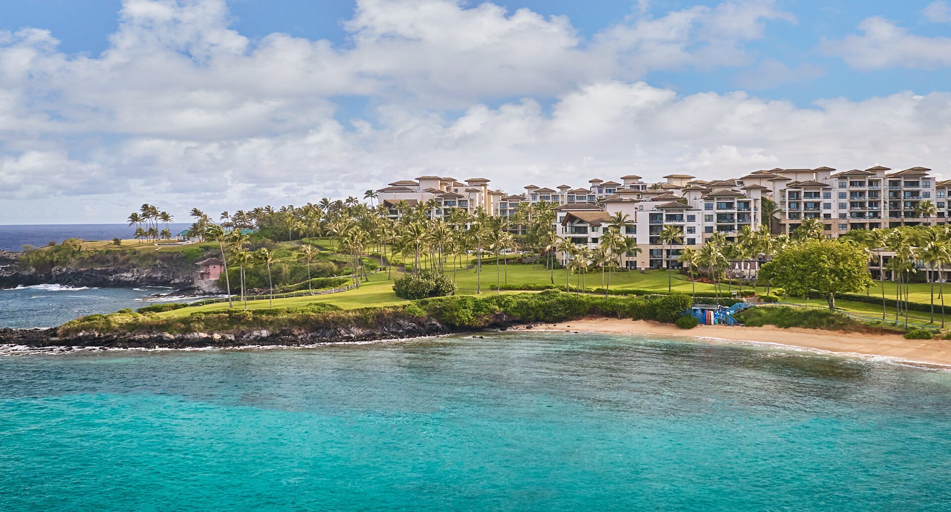 montage-kapalua-bay-hawaii-maui-familienluxusreisen-thefamilyproject-view