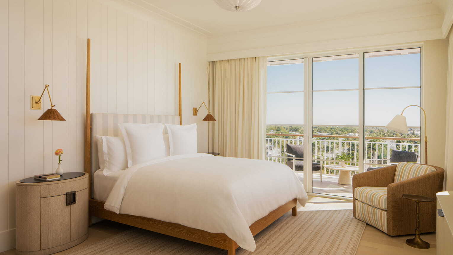 four-seasons-naples-nordamerika-familienluxusreisen-thefamilyproject-sabal-suite-schlafzimmer