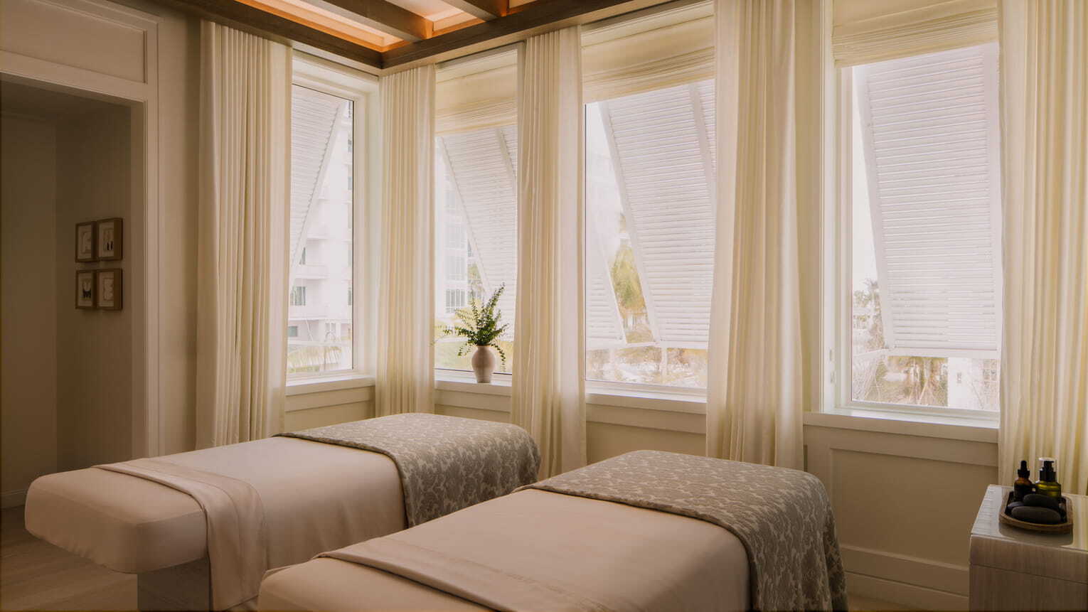four-seasons-naples-nordamerika-familienluxusreisen-thefamilyproject-spa-massage