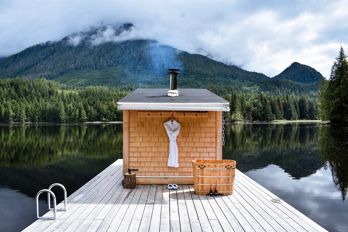 Nimmo bay wilderness resort great bear sauna