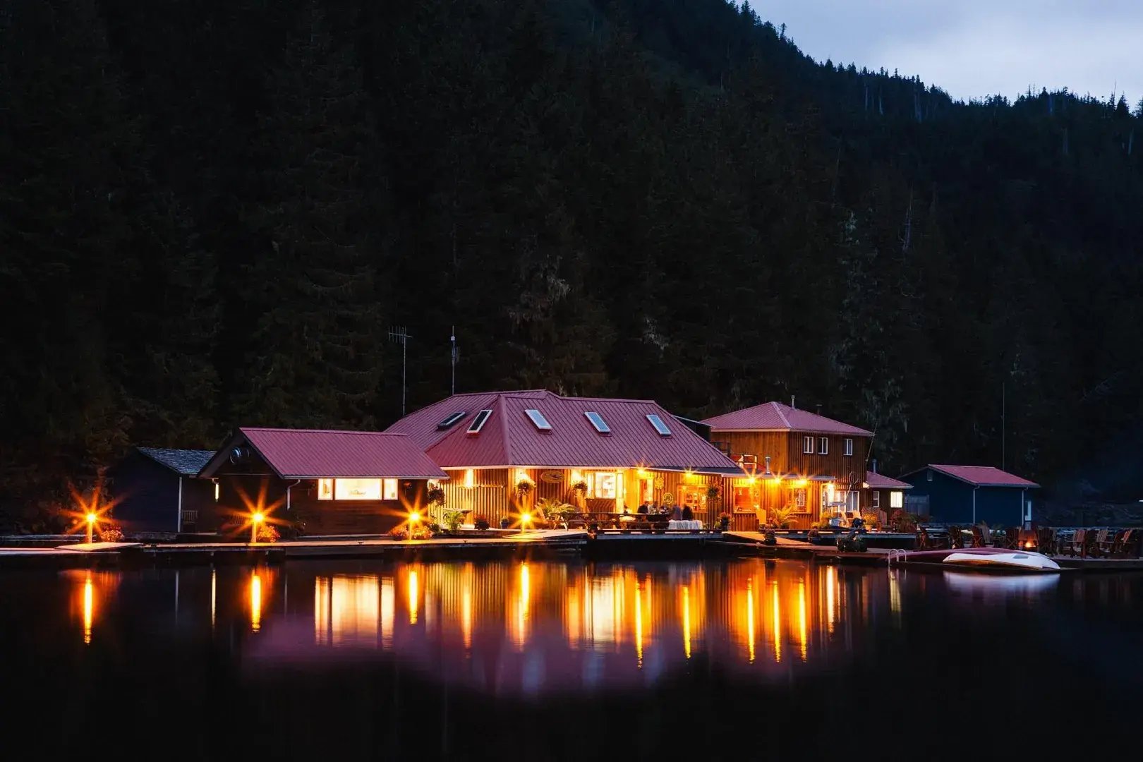 nimmo bay resort great bear rainforest kanada nordamerika kinderfreundlich familienkomfort the family project luxus familie kinder reisen