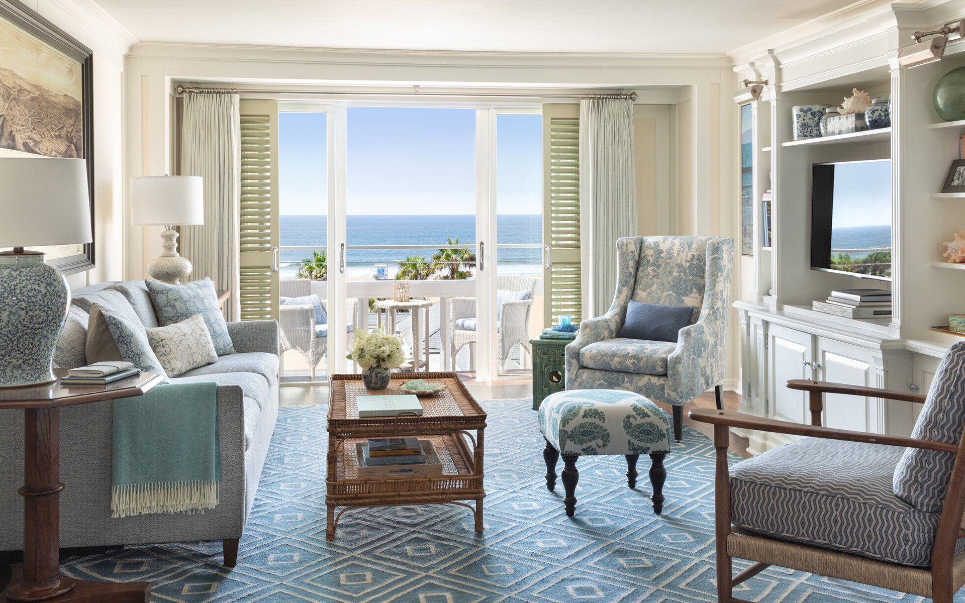 Shutters on the beach suite living room