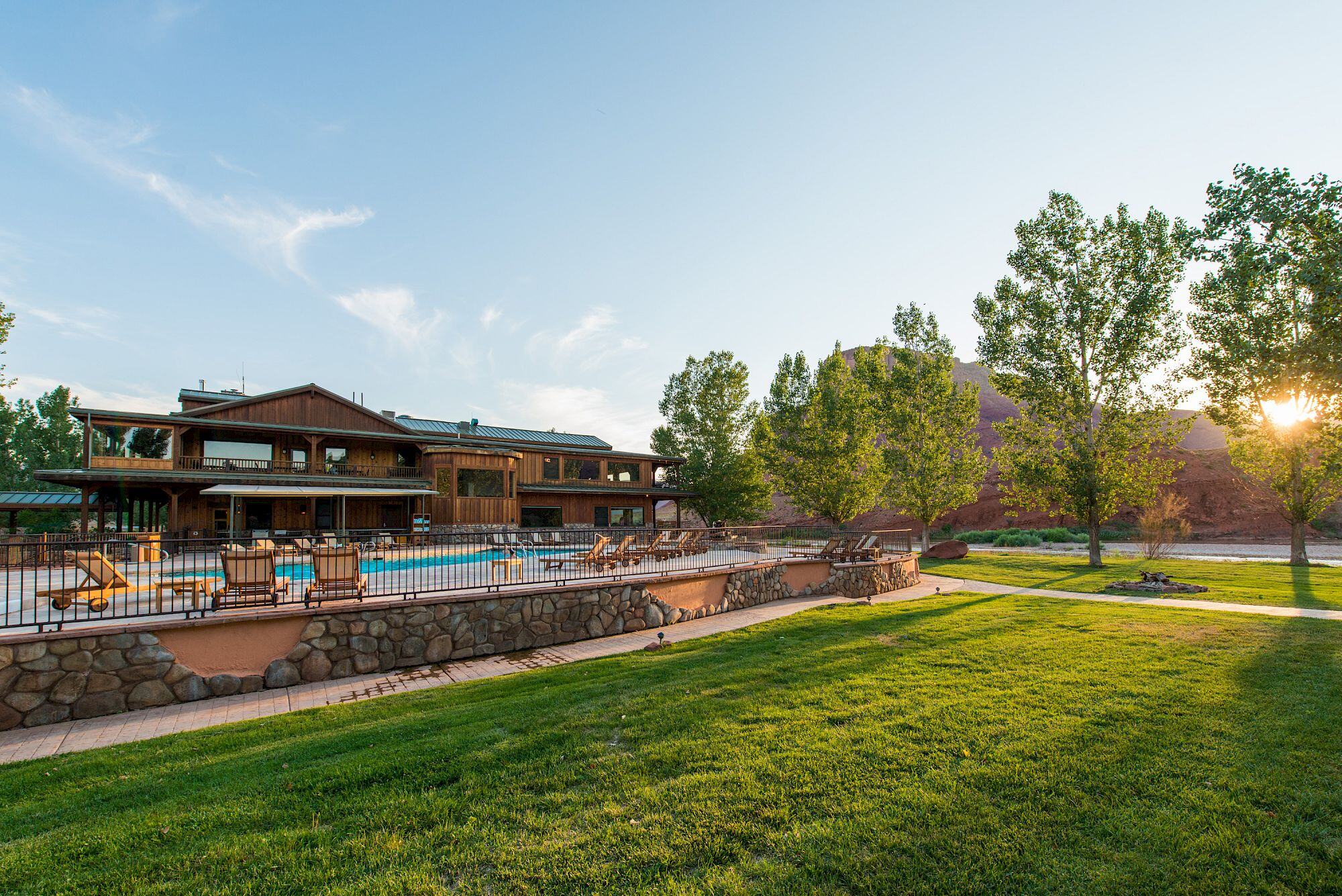 sorrel river ranch lodge pool