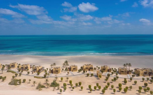Anantara Sir Bani Yas Island al Yamm Resort Familienluxusreisen TheFamilyProject Strand