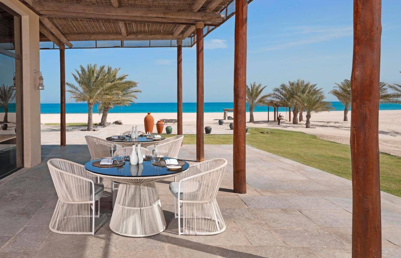 Anantara Sir Bani Yas Island al Yamm Resort Familienluxusreisen TheFamilyProject Terrasse