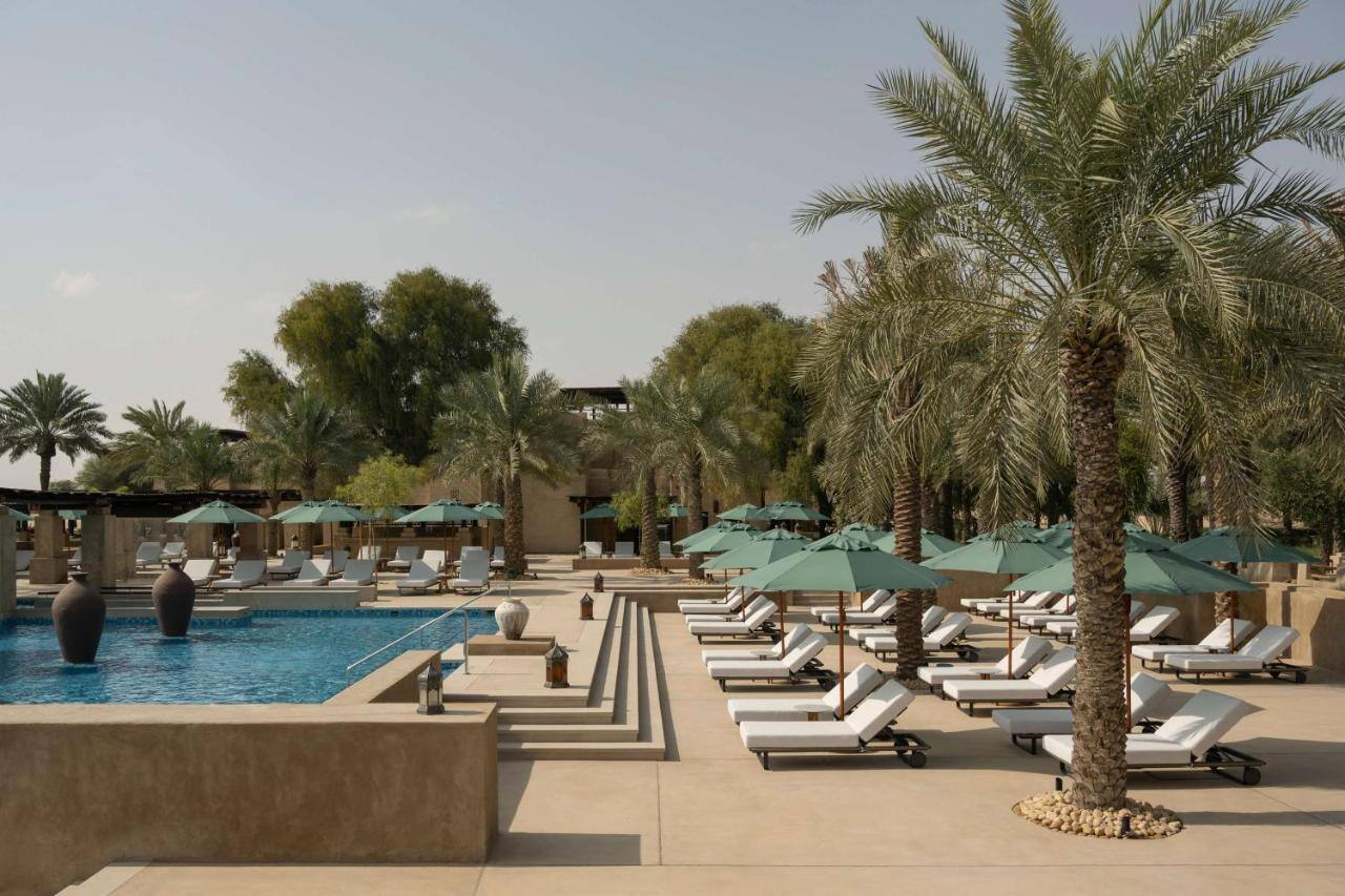 Bab Al Shams Desert Resort Dubai Familienluxusreisen TheFamilyProject Pool