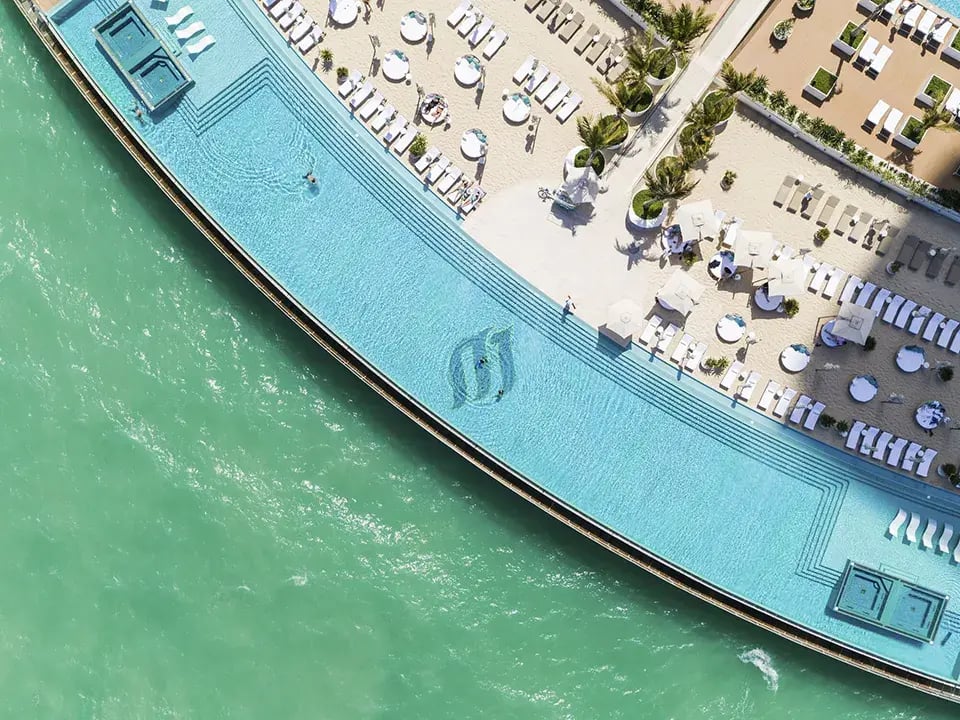 burj al arab orient dubai indoor pool exklusiv the family project luxus familie kinder reisen