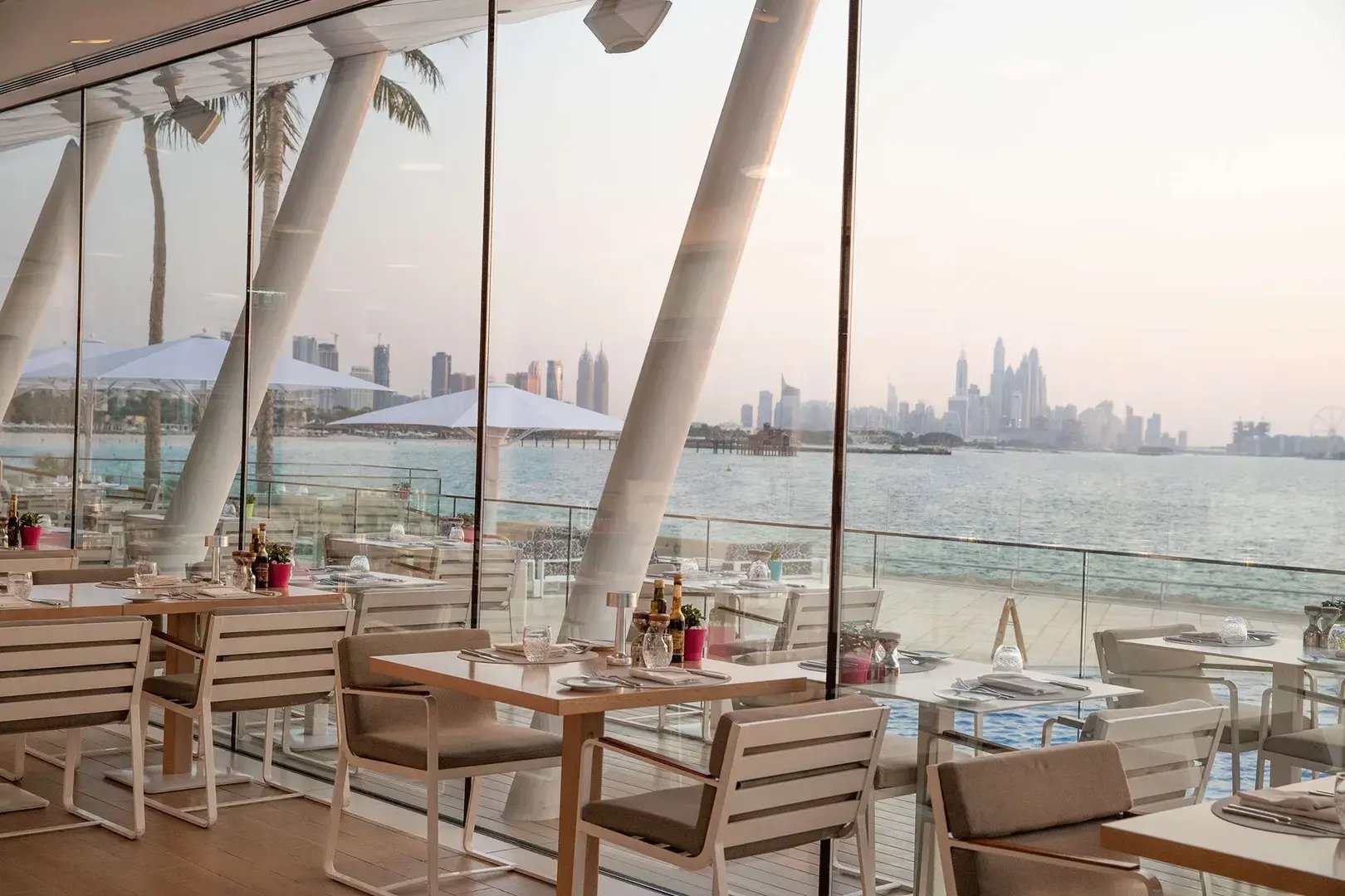 burj al arab orient dubai overview exklusiv the family project luxus familie kinder reisen