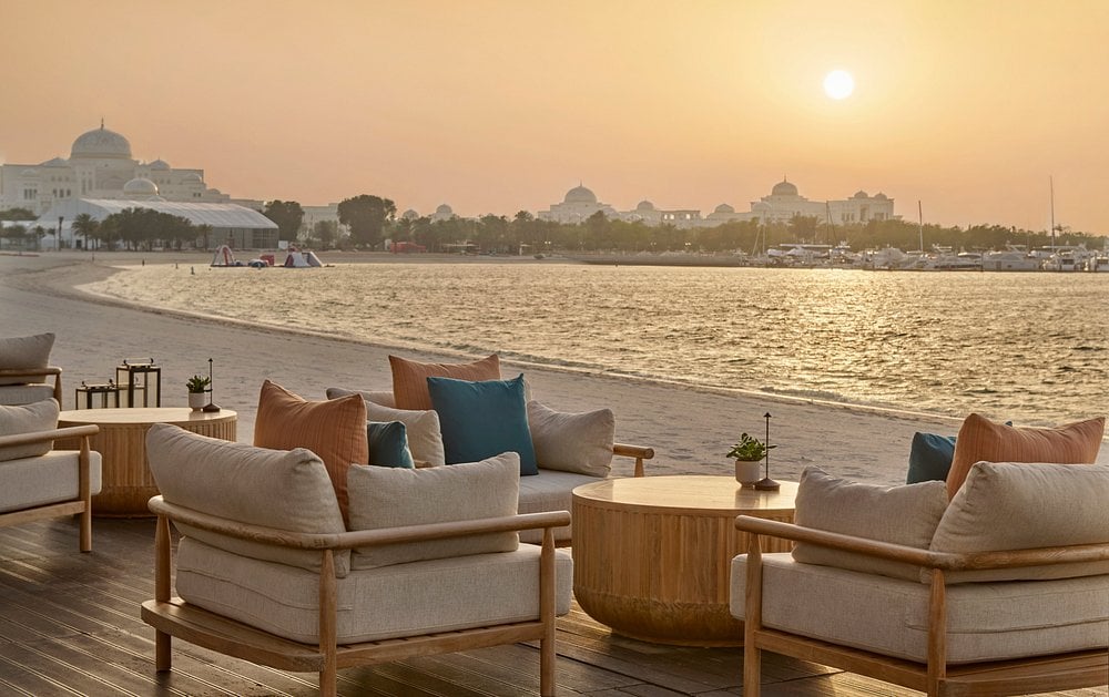 emirates-palace-mandarinoriental-abu-dhabi-familienluxusreisen-thefamilyproject-lounge