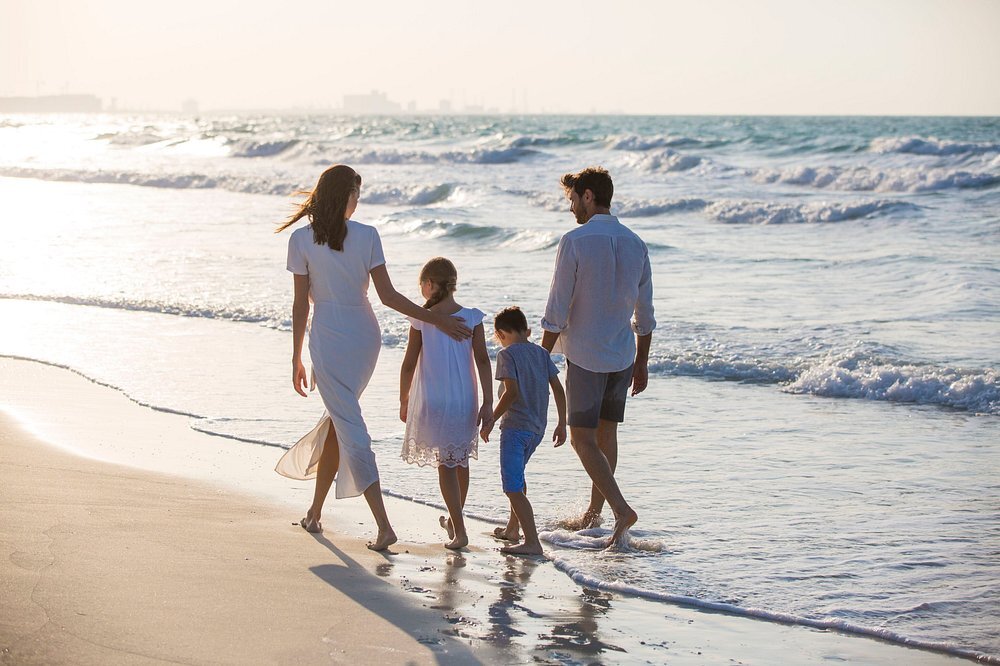 jumeirah-saadiyat-abu-dhabi-familienluxusreisen-thefamilyproject-strand