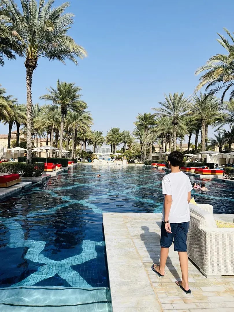 oneundonly the palm dubai orient the family project privatbilder pool