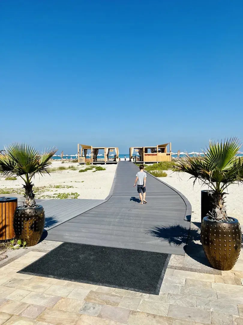 park hyatt abu dhabi saadiyat island orient privatbilder strandweg