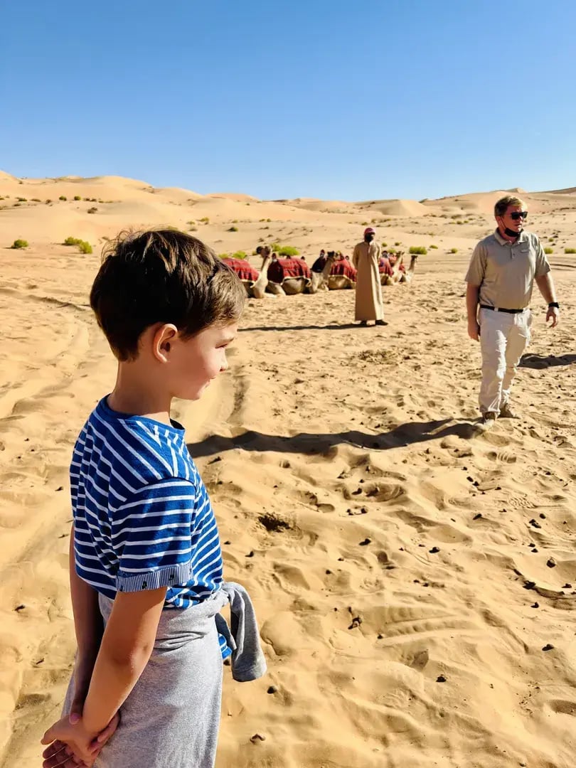 qasr al sarab desert resort by anantara abu dhabi privatbilder wuste kamelreiten