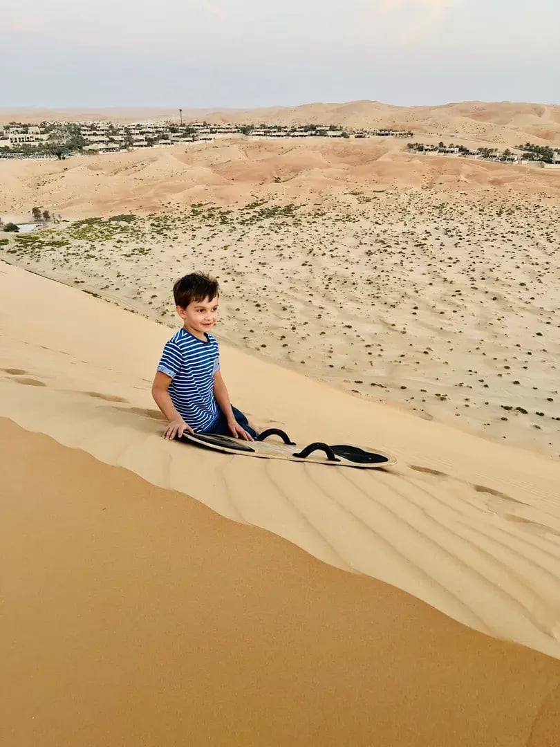 qasr al sarab desert resort by anantara abu dhabi privatbilder wuste sandboarden
