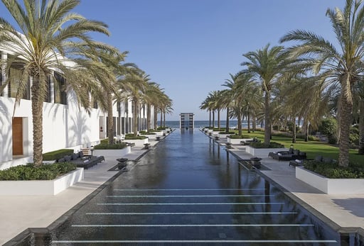 1 the chedi muscat oman orient swimming pool exklusiv the family project familie kinder reisen