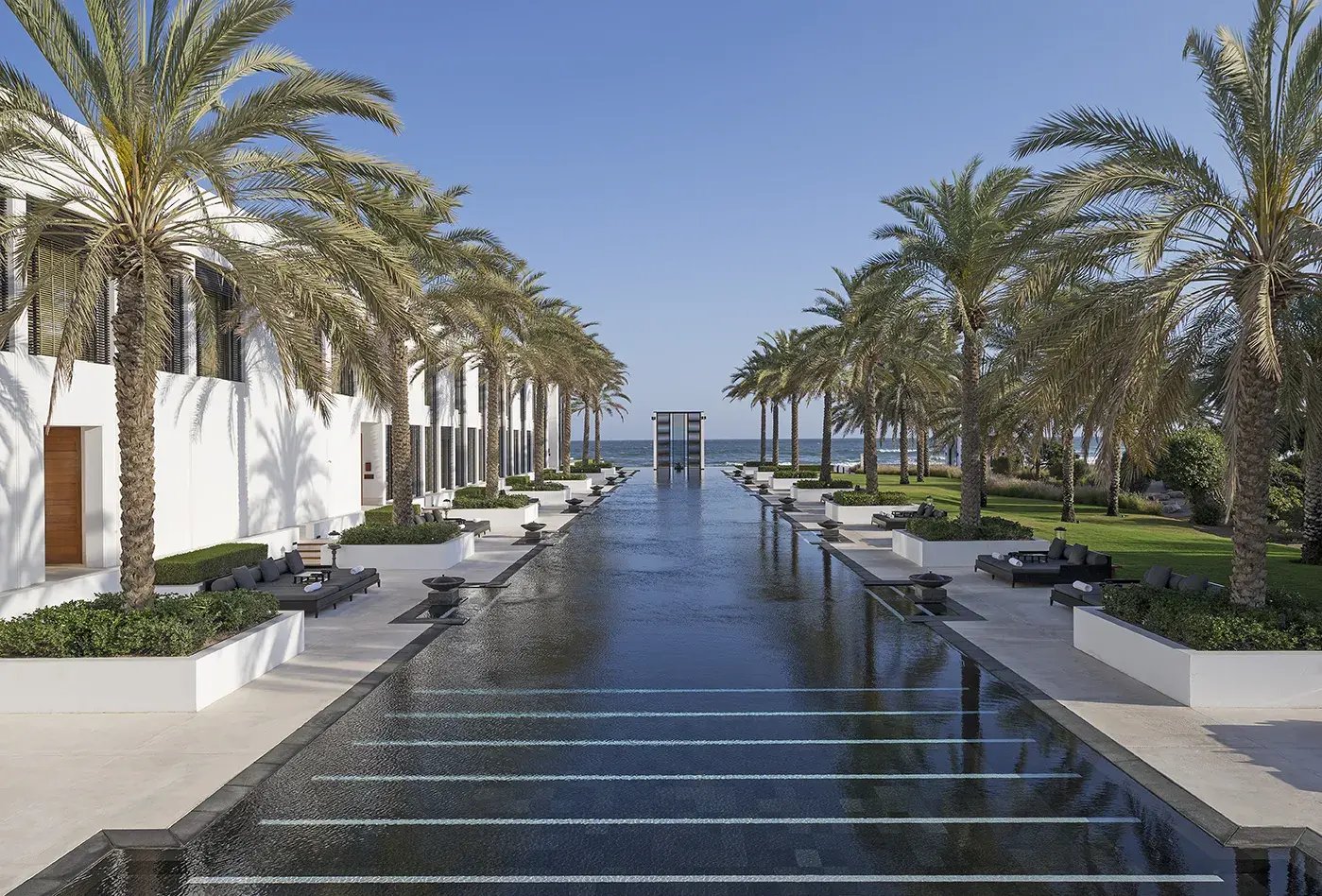 1 the chedi muscat oman orient swimming pool exklusiv the family project familie kinder reisen
