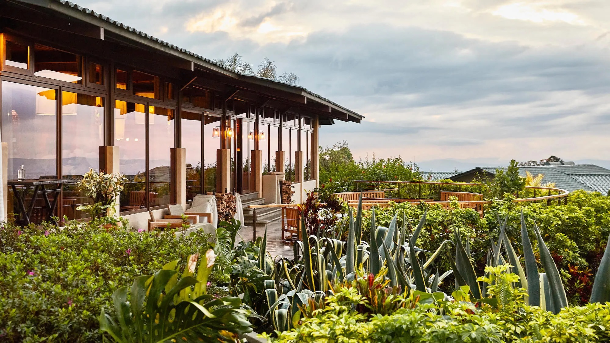 hacienda-alta-gracia-costa-rica-familienluxusreisen-thefamilyproject-restaurant
