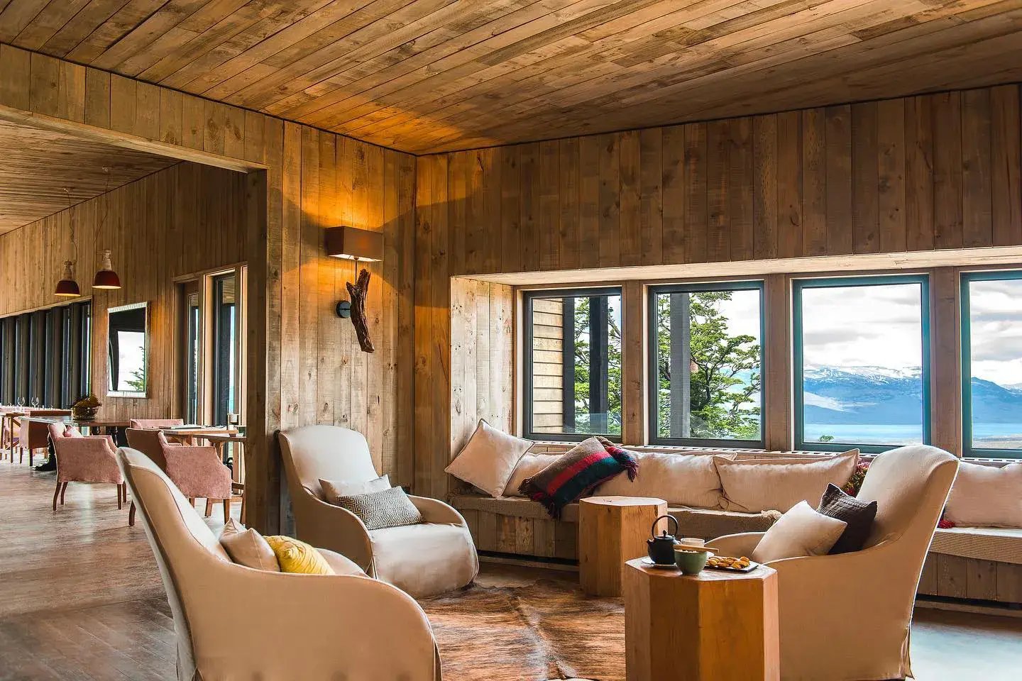 awasi patagonia patagonien torres del paine chile sudamerika wohnbeispiel luxus urlaub kinder the family project