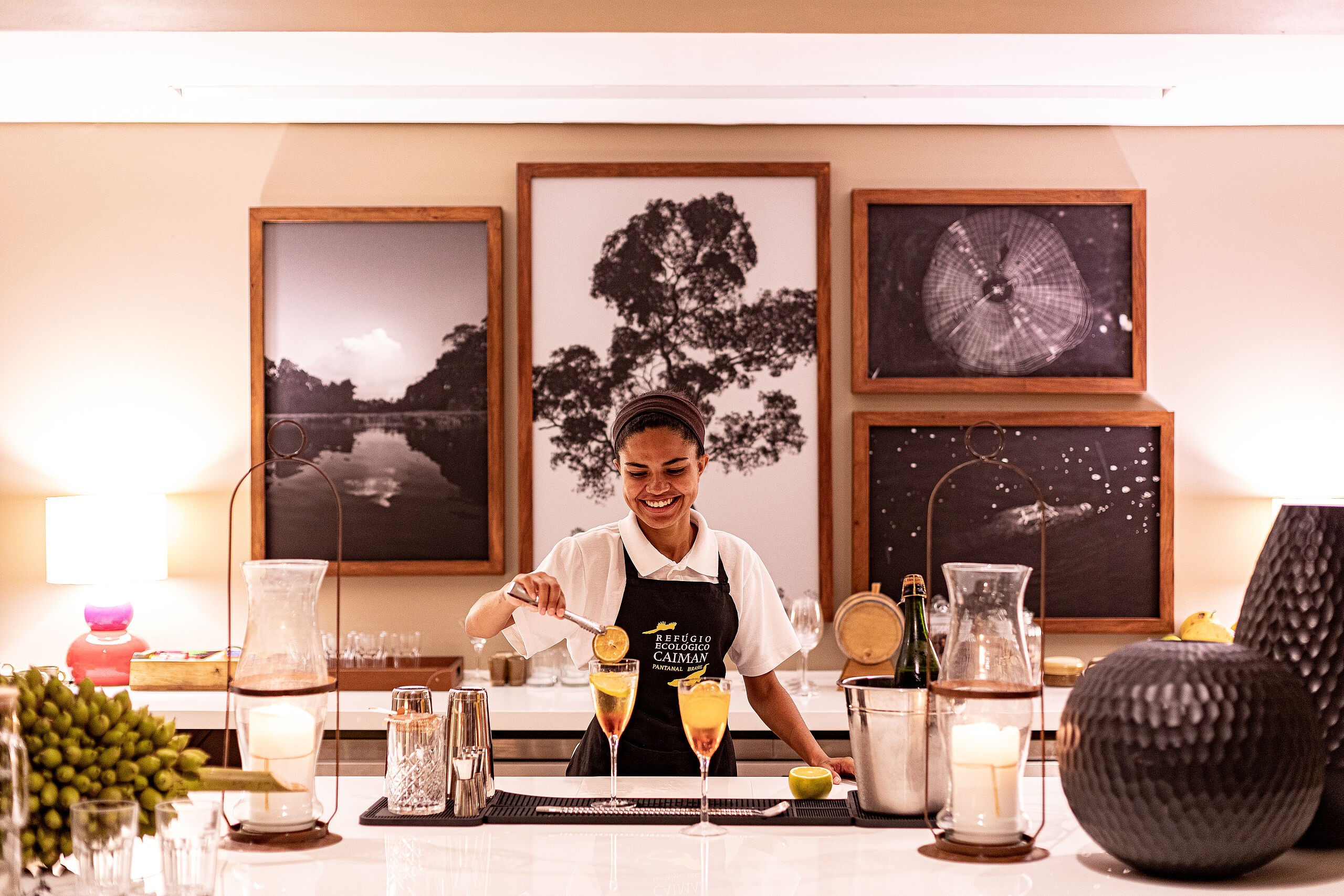 caiman-brasilien-familienluxusreisen-thefamilyproject-lounge-bar