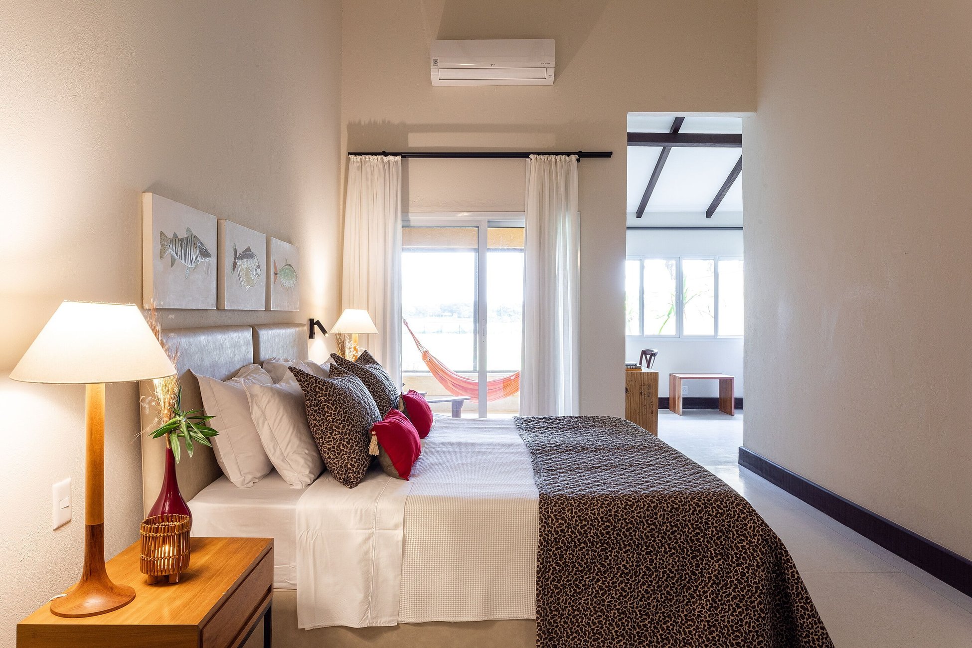 caiman-brasilien-familienluxusreisen-thefamilyproject-suite-bett