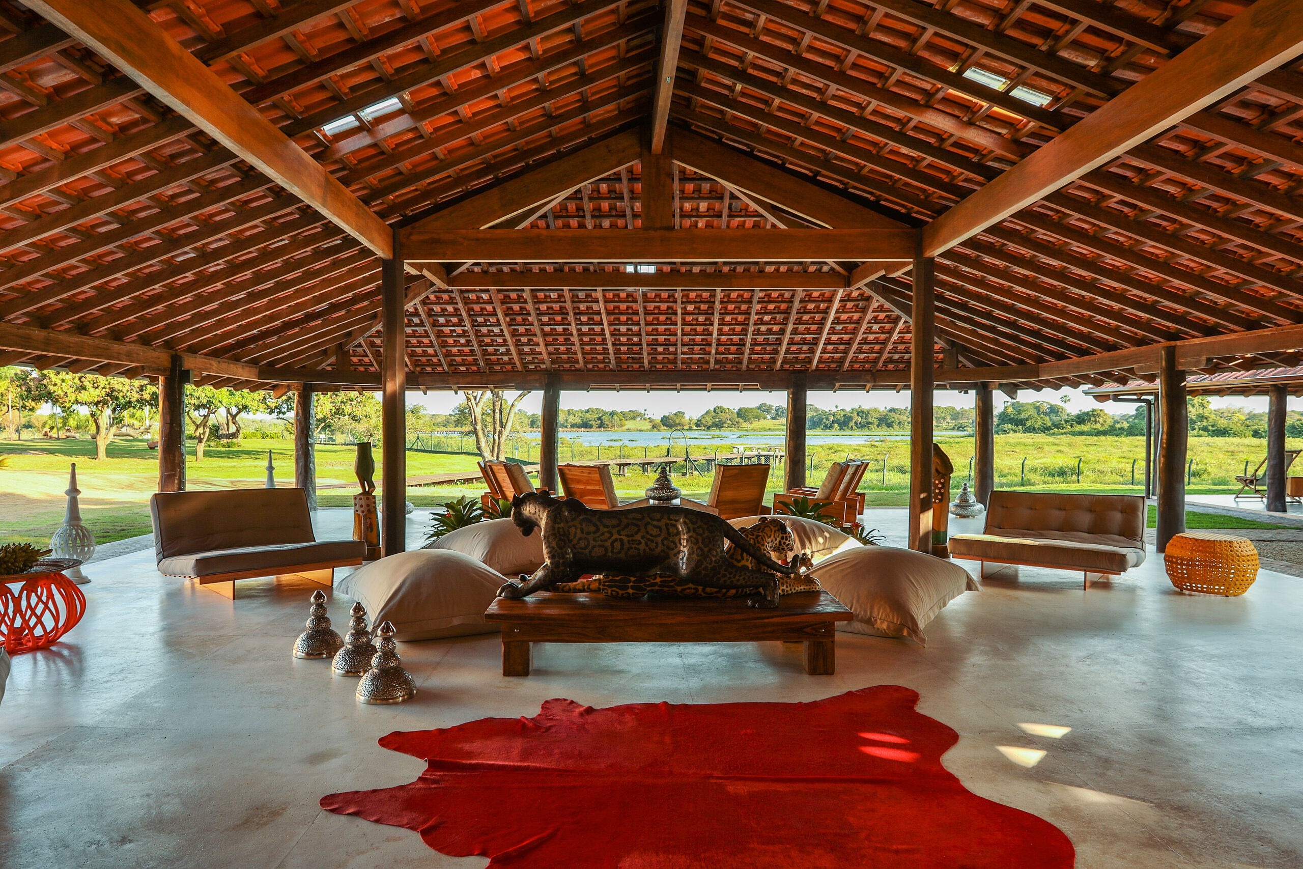 caiman-brasilien-familienluxusreisen-thefamilyproject-terrasse