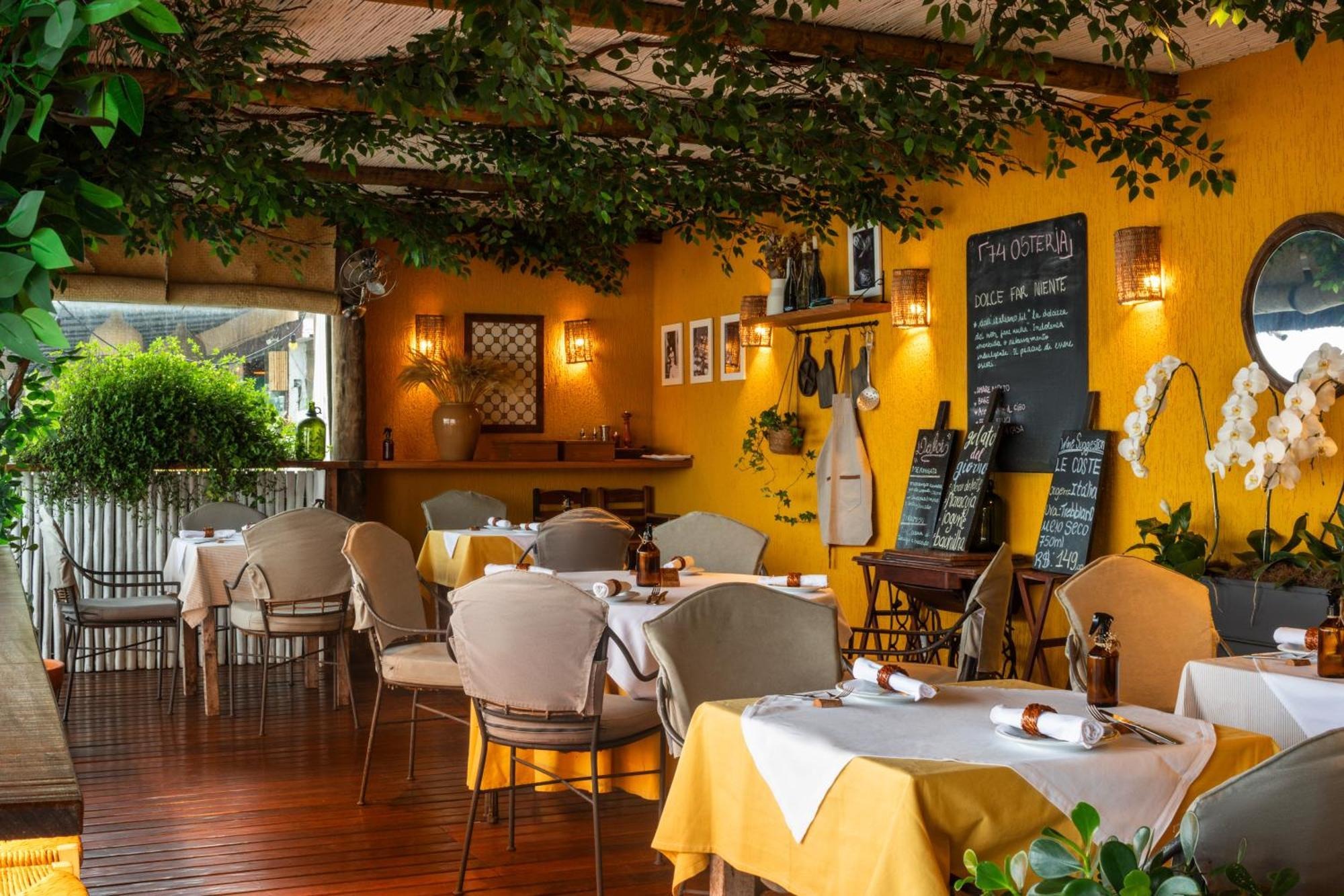 casas-brancas-brasilien-familienluxusreisen-thefamilyproject-restaurant-terrasse
