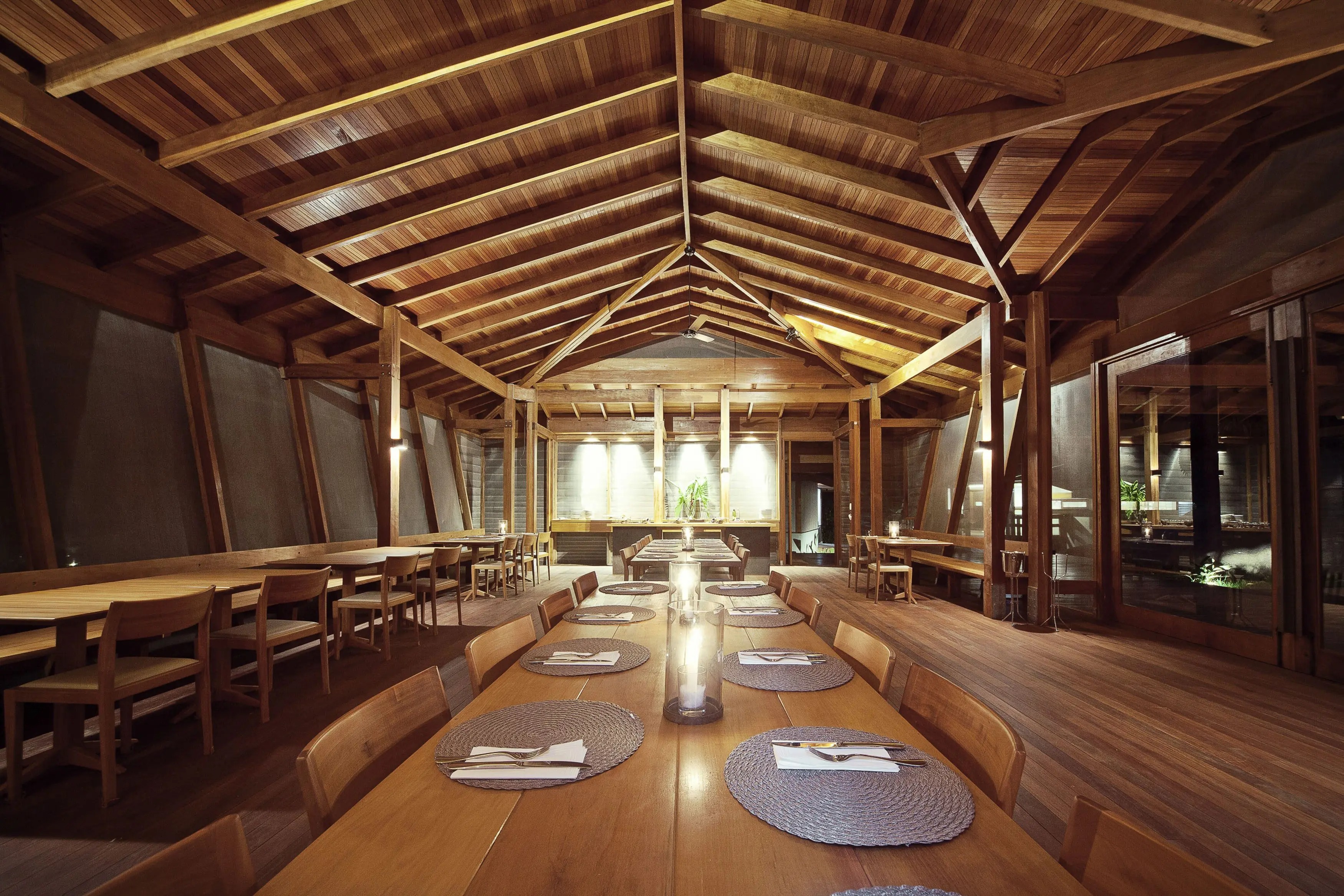 cristalino-lodge-brasilien-familienluxusreisen-thefamilyproject-restaurant
