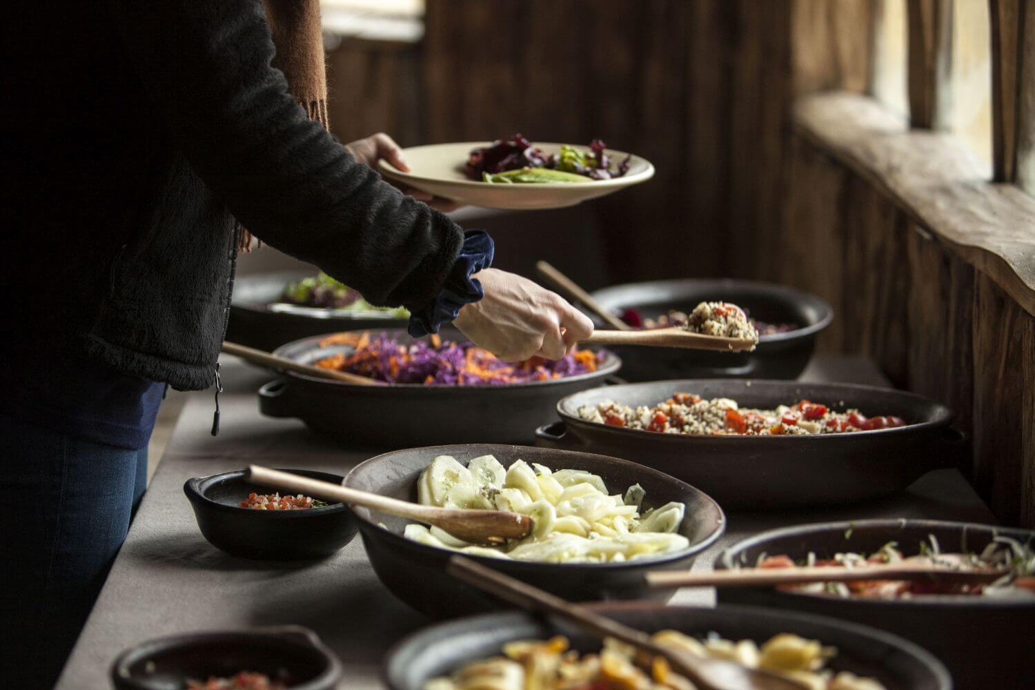Explora Patagonia Hotel Familienluxusreisen TheFamilyProject Buffet