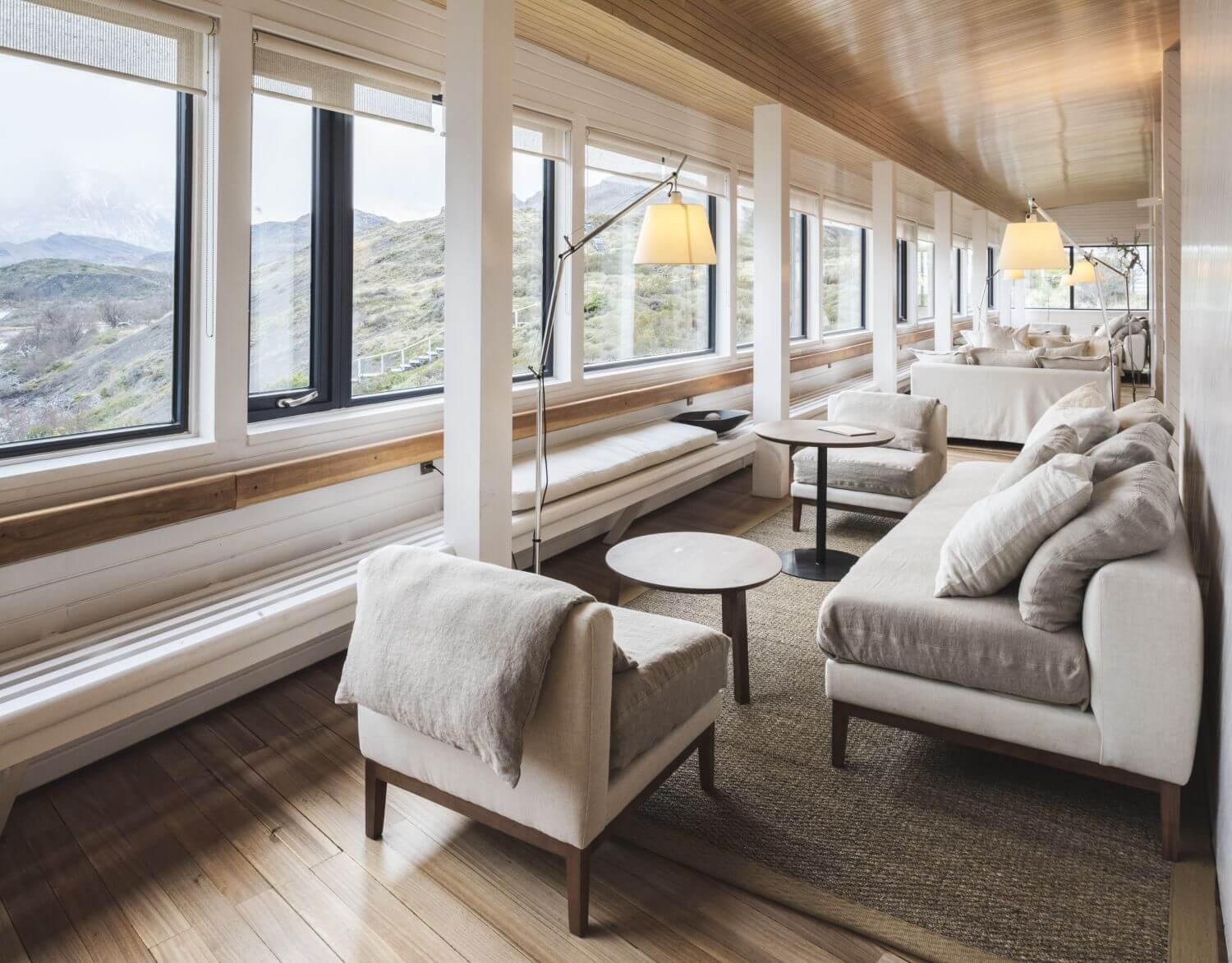 Explora Patagonia Hotel Familienluxusreisen TheFamilyProject Lounge