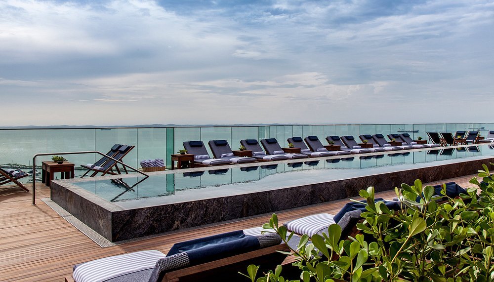 hotel-fasano-salvador-familienluxusreisen-thefamilyproject-rooftop