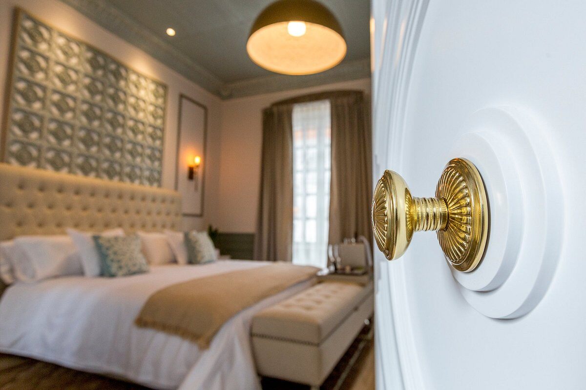 illa-experience-hotel-familienluxusreisen-thefamilyproject-eingang