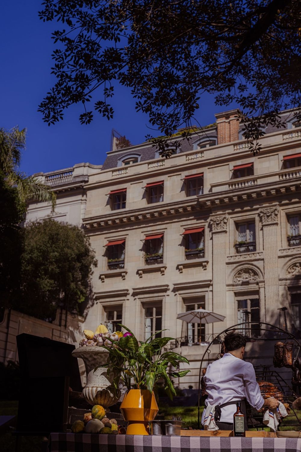 palacio-duhau-argentinien-familienluxusreisen-thefamilyproject-aussenfassade