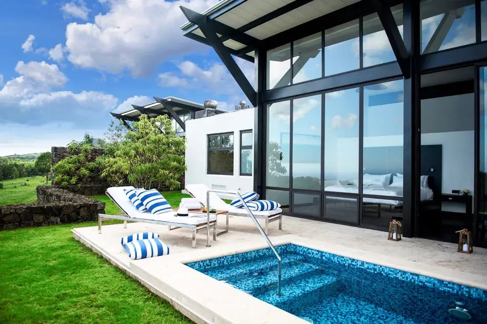 pikaia-lodge-galapagos-inseln-ecuaduor-sudamerika-pool-suite-luxus-urlaub-kinder-the-family-project